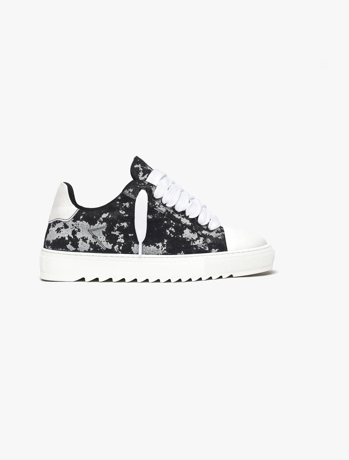 DE BLANC LACED SNEAKER