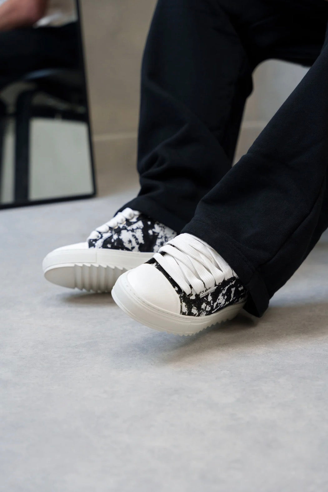 DE BLANC LACED SNEAKER