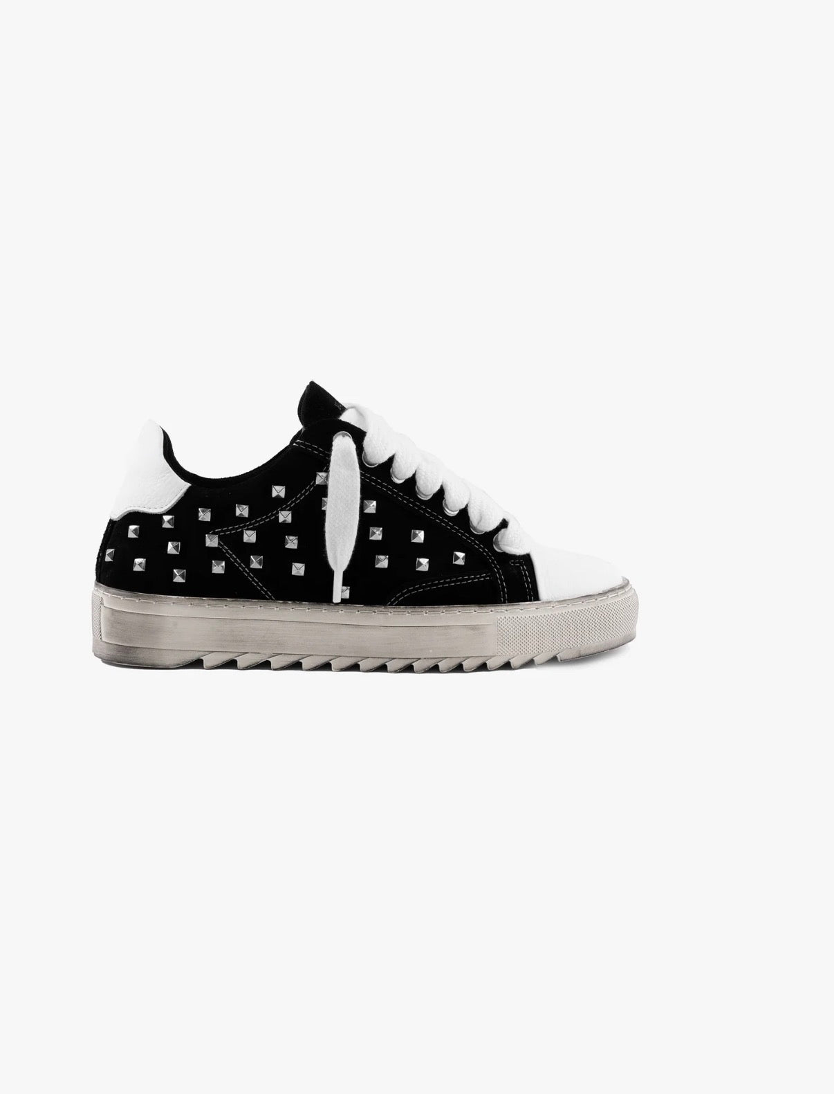 BEBÉ LAUREN LACED SNEAKER